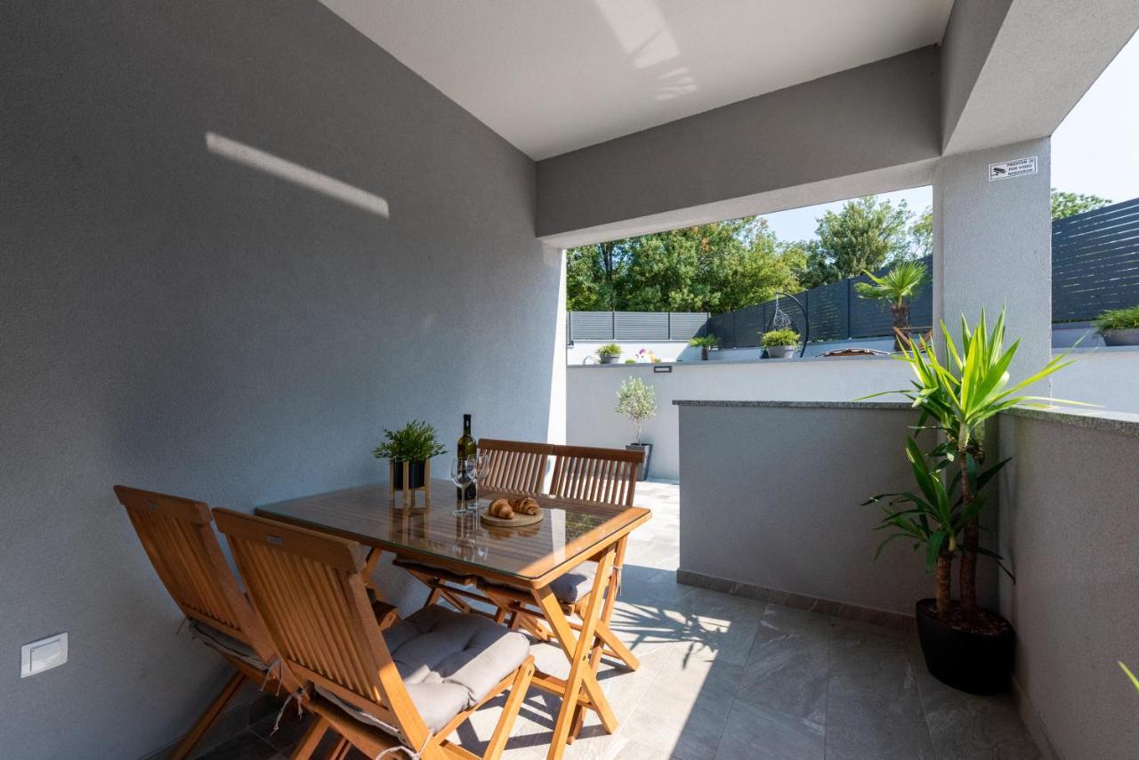 Apartment Lo&Ti Čižići Esterno foto