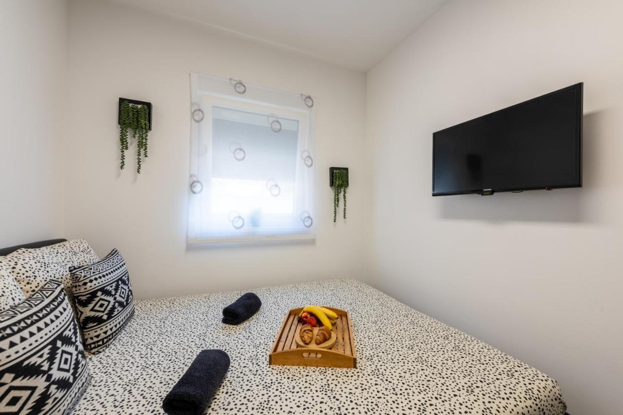 Apartment Lo&Ti Čižići Esterno foto